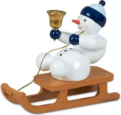 Obrázek produktu pro Vánoční miniatura sněhuláka se zvonečkem sedícího na saních Výška cca 6 cm NOVINKA