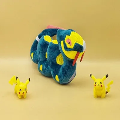 Obrázok produktu pre Pokémon Vipitis plyšová hračka - 16 cm plyšová hračka Seviper