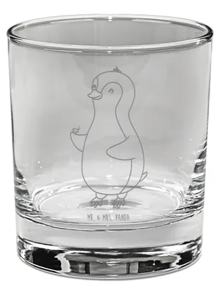 Produktbild von Mr. & Mrs. Panda Whiskyglas Pinguin Marienkäfer - Transparent - Geschenk, Aufmerksam, Whiskey Becher, Gravur, Tumbler, Wunder, Kleine, Glas, Lebensfreude, Glück, Liebe