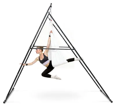 Productafbeelding van VEVOR Aerial Yoga Frame, ophangbeugel voor yoga met 6 meter lange yogamat (wit), maximaal draagvermogen van 200 kg, driehoekige constructie, EVA-schuim, 4-voudige horizontale en 6-voudige verticale verstelling