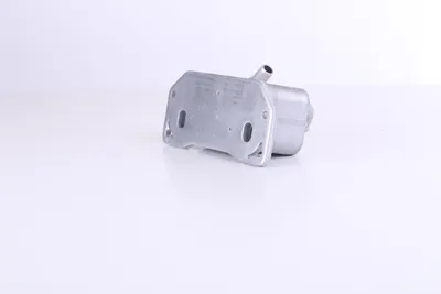Produktbild von NISSENS 91237 Ölkühler Motoröl für VOLVO XC60 (156) V70 III (135) V60 (155, 157) XC60 II (246) V40 Schrägheck (525, 526)