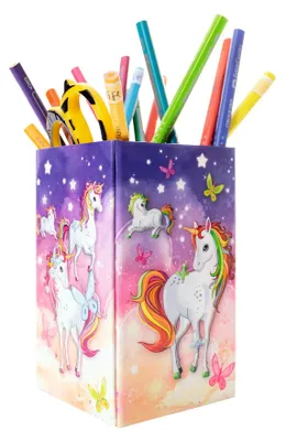 Produktbild von Ein faltbarer Stiftehalter mit Einhornmotiv aus stabilem Karton, ideal für Mädchen und Jungen, mit rechteckiger Stiftablage für Buntstifte, Filzstifte, Bleistifte und Schminkpinsel.