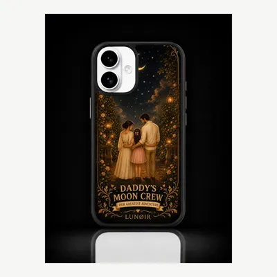 Productafbeelding van iPhone 16 hoesje, telefoonhoesje, beschermhoesje, case met een motief van familieavonturen – LUNØIR ©