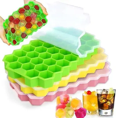 Immagine prodotto di Tre pezzi di stampi in silicone esagonali per cubetti di ghiaccio, con coperchio | 47 cubetti di ghiaccio, adatti al contatto alimentare e facili da rimuovere