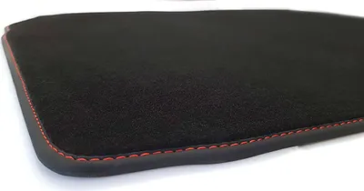 Produktbild von Kofferraummatte passend für Audi Q3 RSQ3 8U (Ziernaht Rot) Premium Velours Autoteppich Schutz Matte Kofferraum