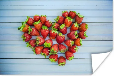 Produktbild von MuchoWow® Poster Erdbeerherz 60x40 cm - Schlafzimmerdekoration