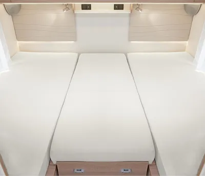 Produktbild von Bettwaren-Shop Wohnmobil Wohnwagen Heckbett Spannbetttuch-Set 3-teilig 2 Längsbetten + Mittelteil grau
