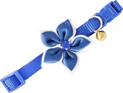 Produktbild von Blaues Blumenhalsband mit Glöckchen für Haustiere