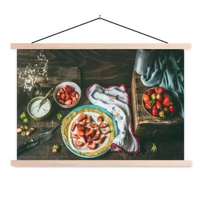 Produktbild von MuchoWow® Textilposter Erdbeere - Rustikal - Obst - Rustikale Blumen 120x80 cm mit holzfarbenen Rahmen - Aufhängeset