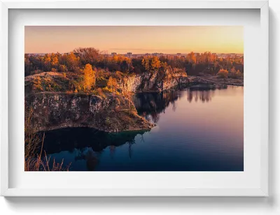 Produktbild von Krakau Zakrzówek See im Herbst– Wandbild mit Rahmen – Gerahmtes Bild  – Wanddekoration – 70x50 cm –  Weiß Rahmen