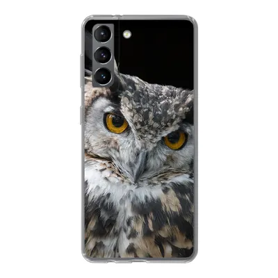 Produktbild von MuchoWow® Handyhülle Schutzhülle Hülle für Samsung Galaxy S21 Porträt einer braunen Eule auf schwarzem Hintergrund Silikon Softcase Handy Hülle - Softcase