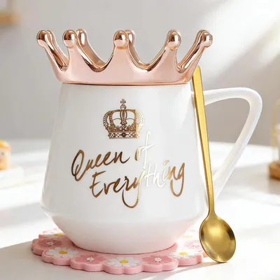 Image de Tasse en céramique avec couvercle et cuillère, 350 ml, blanche, "Reine de tout"