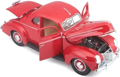 Produktbild von Maisto Ford Deluxe Coupé 1939 1:18 rot