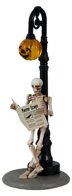 Productafbeelding van Halloweenfiguur Checking his horrorscope LEMAX