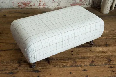 Produktbild von Chesterfield Fußhocker Ottomane Hocker Klassisch Beistell Relax Sessel Bank Neu