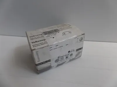 Produktbild von Original VW Eos Golf Scirocco SKODA Superb Bremsbeläge 310X22 hinten JZW698451M