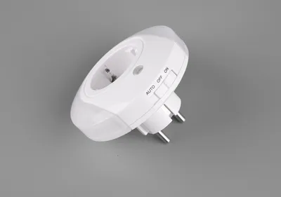 Produktbild von LED Nachtlicht BAILEY Plug-in mit Steckdose & Dämmerungssensor - Ø 9cm