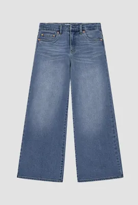 Imagen del producto de Pantalones vaqueros para niña de la marca Levi's, corte holgado, color azul