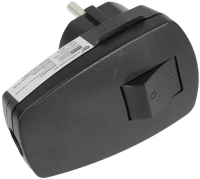 Produktbild von Kopp Winkelstecker "mit Schalter" Schwarz