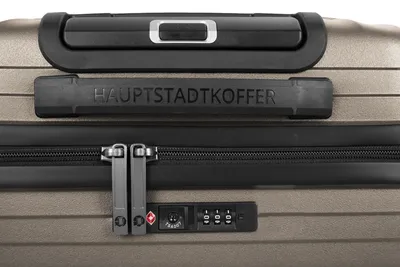 Produktbild von HAUPTSTADTKOFFER Kotti - Großer Reisekoffer leichter Rollkoffer XL Trolley mit Erweiterung, 4 Doppel-Rollen, robuste Hartschale  PP,  23 kg Aufgabegepäck, TSA,Weiß