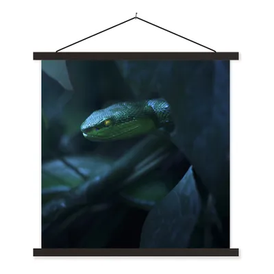 Produktbild von MuchoWow® Textilposter Schlange - Makro - Holz 90x90 cm mit schwarzem Rahmen - Magnetisches