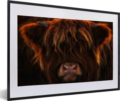 Produktbild von MuchoWow® Gerahmtes Poster Schottischer Highlander - Kuh - Schwarz - Porträt 60x40 cm - Poster mit Schwarzem Bilderrahmen Wandposter Rahmen Foto Bilder - Schlafzimmer - Plakat in Rahmen - Drucken