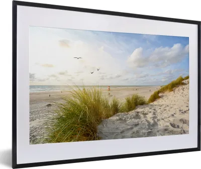 Produktbild von MuchoWow® Gerahmtes Poster Strand - Meer - Vögel 60x40 cm - Poster mit Schwarzem Bilderrahmen Wandposter Rahmen Foto Bilder - Schlafzimmer - Plakat in Rahmen - Drucken