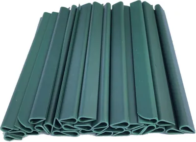 Produktbild von interGo Befestigungsclips PVC 190x15mm für Sichtschutzstreifen, Doppelstabmattenzaun & Klemmschienen, 30 Stück, passend für Maschenhöhe 200mm, Farbe nach Wahl