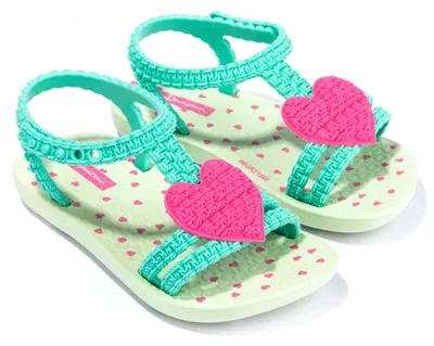Produktbild von Sandalen für Mädchen Ipanema My First Minze mit Herz 22,5