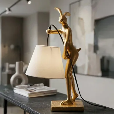 Immagine prodotto di Lampada da tavolo in resina dorata cm 26x16x47