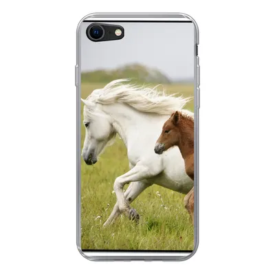 Produktbild von MuchoWow® Handyhülle Schutzhülle Hülle für iPhone 8 Pferde - Tiere - Gras Silikon Softcase Handy Hülle - Schutzhaube