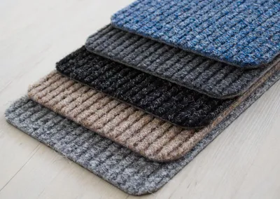 Produktbild von Rib Line Mini Türmatte Innenbereich in 4 Farben und 3 Größen