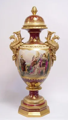 Produktbild von Casa Padrino Luxus Porzellan Vase mit Deckel H. 85 cm - Edel & Prunkvoll
