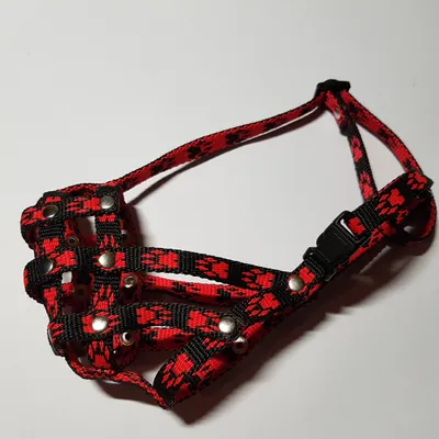 Zdjęcie produktu dla Palkar kaganiec nylonowy dla psów rozmiar 1 18 cm x 4 cm czarno-czerwony