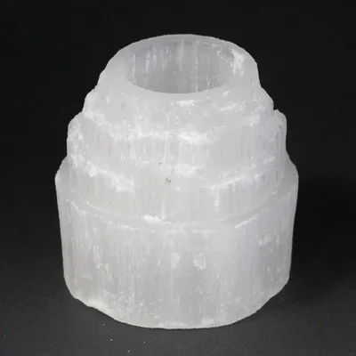 Imagen del producto de Candelabro Selenita alta montaña - 8 cm