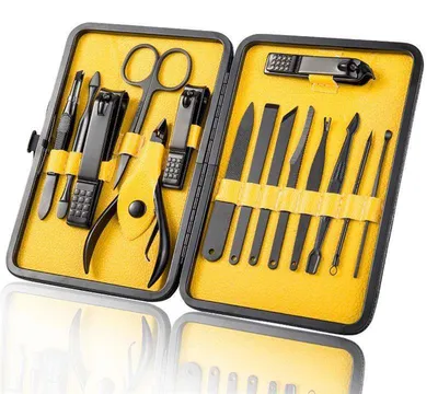 Immagine prodotto di Set da manicure e pedicure UNIQ da 15 pezzi in acciaio inossidabile con astuccio in Pelle finta