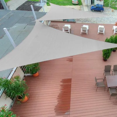 Productafbeelding van Ibenzoa® Driehoekig zonnescherm, 2x2x2 meter – Polyester met Polyurethancoating, UPF 50 UV-bescherming, antraciet, roestvrijstalen D-ringen en bevestigingskoord