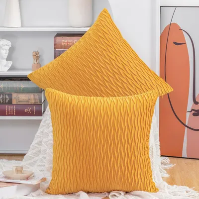 Produktbild von Set mit 2 weichen, dekorativen Samtkissenbezügen im Luxus-Stil für Sofa und Schlafzimmer, gelb, 45 x 45 cm