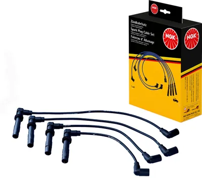 Imagen del producto de Kit de bujías NGK para Seat Cordoba, Ibiza, Arosa, Skoda Fabia, VW Polo, Lupo