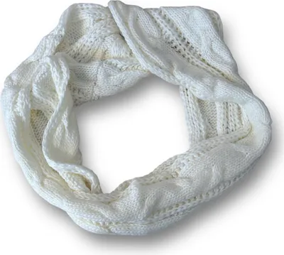 weiße Loop Schal