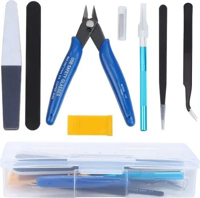 Produktbild von Famanu Modellbau Werkzeugset 9-teilig - für Hobby und Reparatur