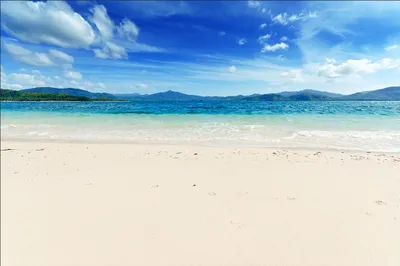 Produktbild von Muralo Fototapete Strand 104 (B) x 70.5 (H) cm Vlies Tapete Wandtapete Meer Sand Himmel Wohnzimmer Schlafzimmer moderne Wandbilder XXL Natur Panorama Wasser Wand Dekoration