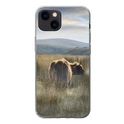 Produktbild von MuchoWow® Handyhülle Schutzhülle Hülle für iPhone 13 mini Schottische Highlander - Nebel - Gras Silikon Softcase Handy Hülle - Softcase