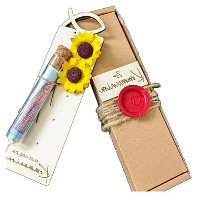 Produktbild von Reagenzglas aus Holz als Kommunionsgeschenk – Geldgeschenk Handmade Deutschland Rustikal Deko Sonnenblume