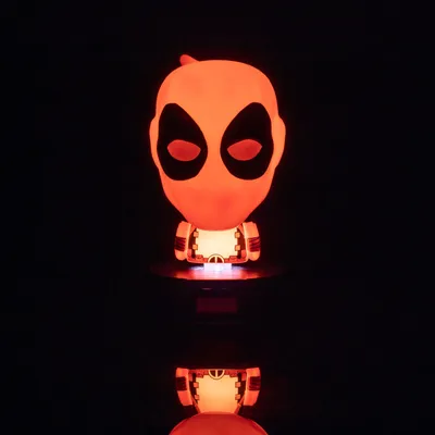 Image de Lampa LED Deadpool - Oficjalna Licencjonowana Figurka 10 cm