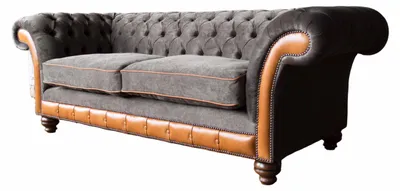 Image de Canapé Chesterfield, modèle 3 places, revêtement en tissu gris