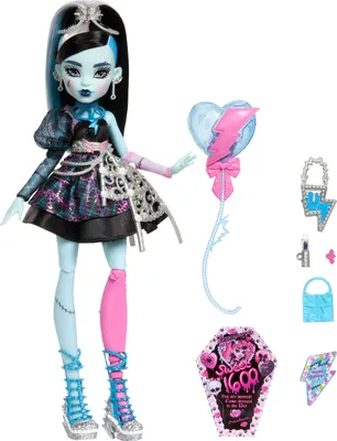 Produktbild von Monster High Scarily Beautiful Birthday Frankie Doll