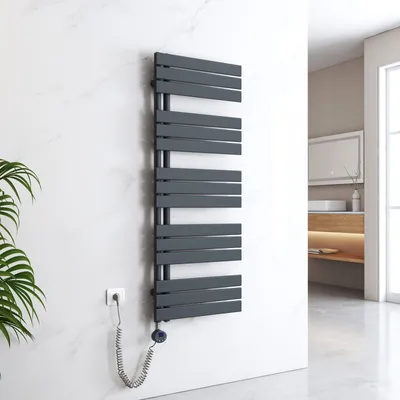 Zdjęcie produktu dla EMKE Suszarka do ręczników Elektryczny asymetryczny grzejnik łazienkowy z termostatem czasowym Podgrzewacz ręczników 1320 x 500 mm Antracytowy grzejnik łazienkowy z prętem grzewczym 800 W