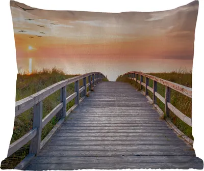 Produktbild von MuchoWow® Outdoor Kissen - Sonnenuntergang - Meer - Weg - Gras - Düne - Vögel - 40x40 cm - Wetterfest - Lounge Kissen - Kopfkissen - Interieur - Polster mit Bild