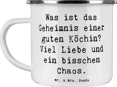 Produktbild von Mr. & Mrs. Panda Teetasse Spruch Köchin Chaos - Weiß - Geschenk, Liebe und, chaotische Küche, Motivtasse, Haferl, Berufsgestaltung, Viel ein bisschen, Berufsprodukte